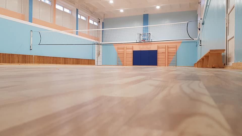 FOTO// Sala de sport a Liceului Teoretic ”Petre Ștefănucă” a fost renovată 1 sala sportiva lt stefanuca 1