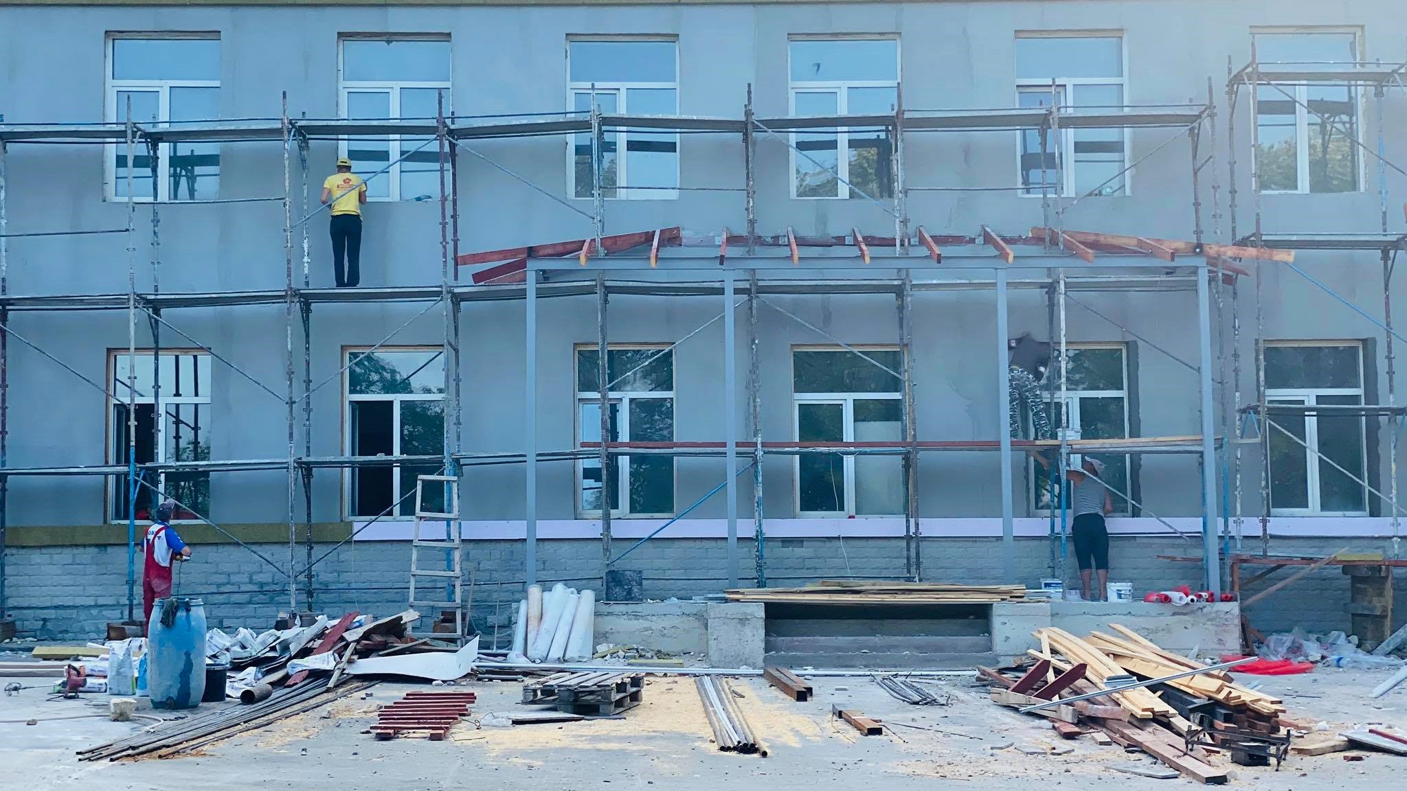 lucrarile de reconstructie la Liceul Teoretic „Andrei Vartic din orasul Ialoveni
