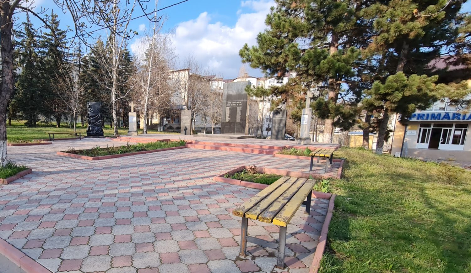 Monument în memoria victimelor avariei de la Cernobâl vom avea în Ialoveni 3 monument cernobal ialoveni2