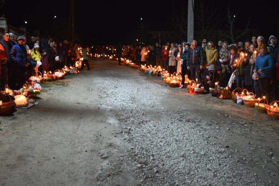 ps antonie de orhei la parohia sfintii brancoveni din ialoveni de invierea domnului 8 aprilie 2018 16