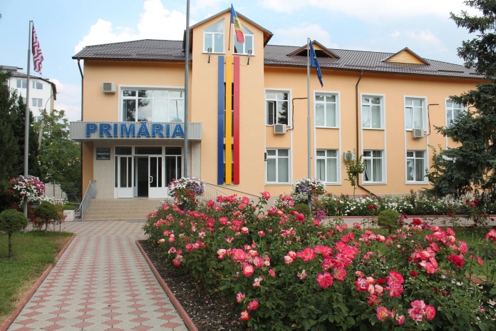 DOC// Consiliul orășenesc Ialoveni, convocat în ședință 1 primaria ialoveni 696x464 1