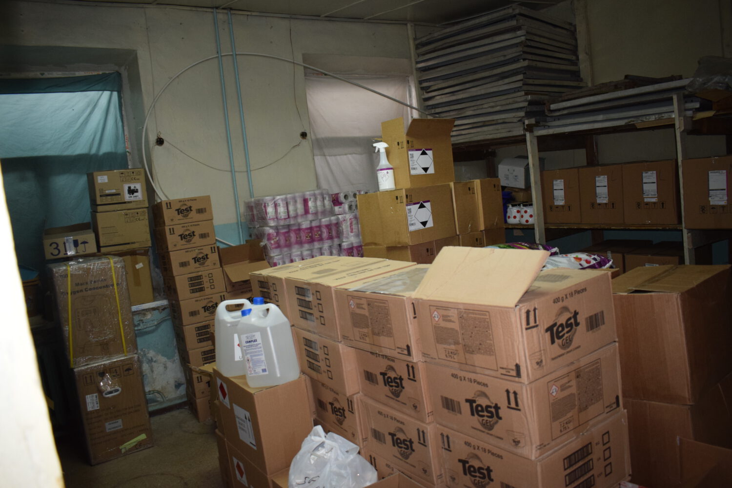 GALERIE FOTO// Spitalul raional Ialoveni a rămas FĂRĂ „bucătărie”. Vor apela la servicii de catering private 15 Depozitul de produse de igiena si curatenie