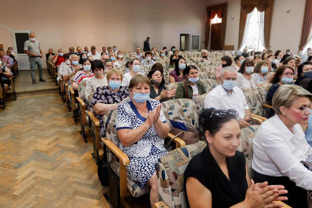 Galerie FOTO// Mesajul președintei Maia Sandu după vizita la Ialoveni 3 Maia Sandu intalnire cu apl si educatie2
