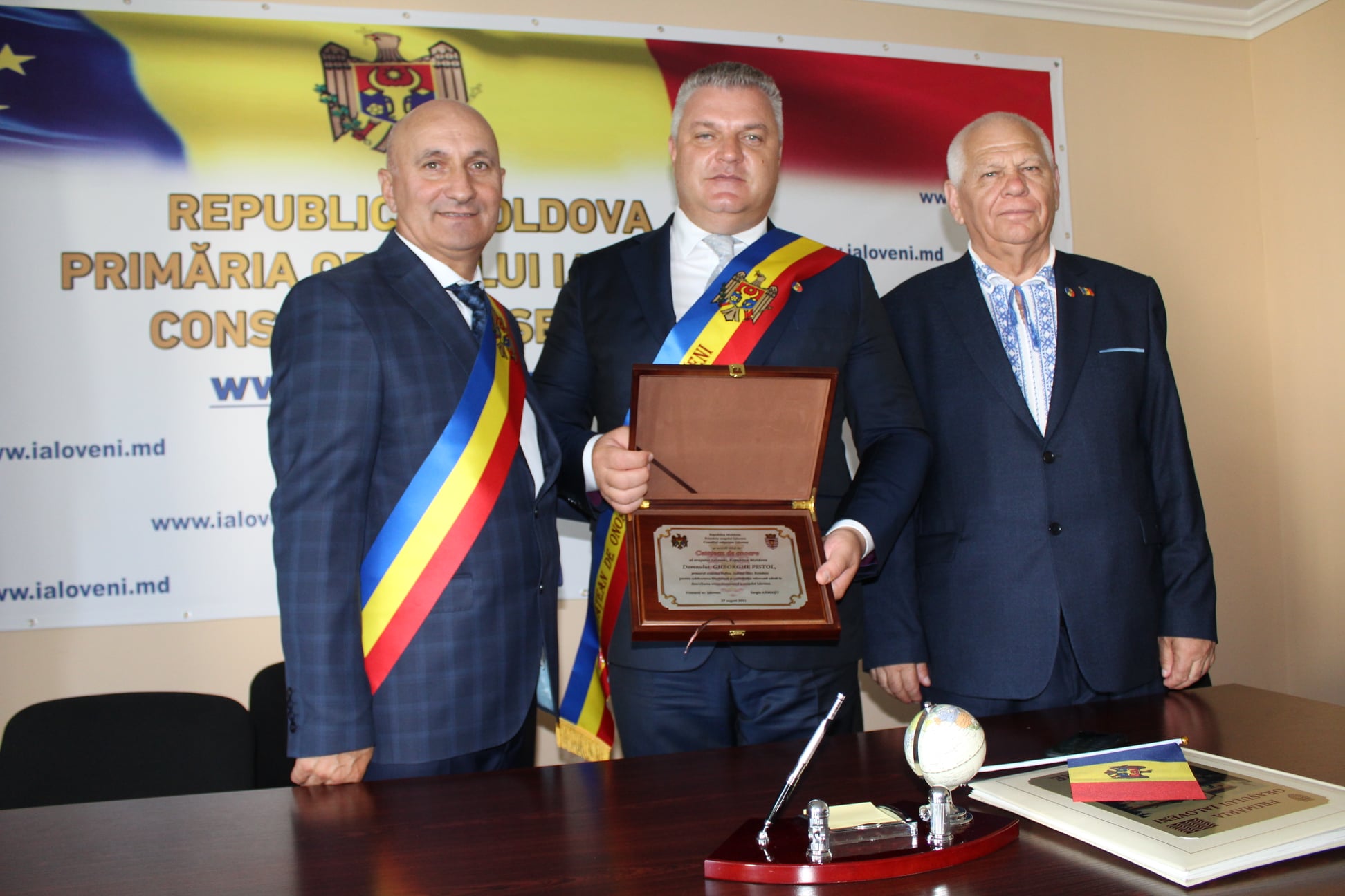 FOTO// Primarul orașului Buftea a devenit Cetățean de Onoare al orașului Ialoveni 1 Ialoveni Buftea