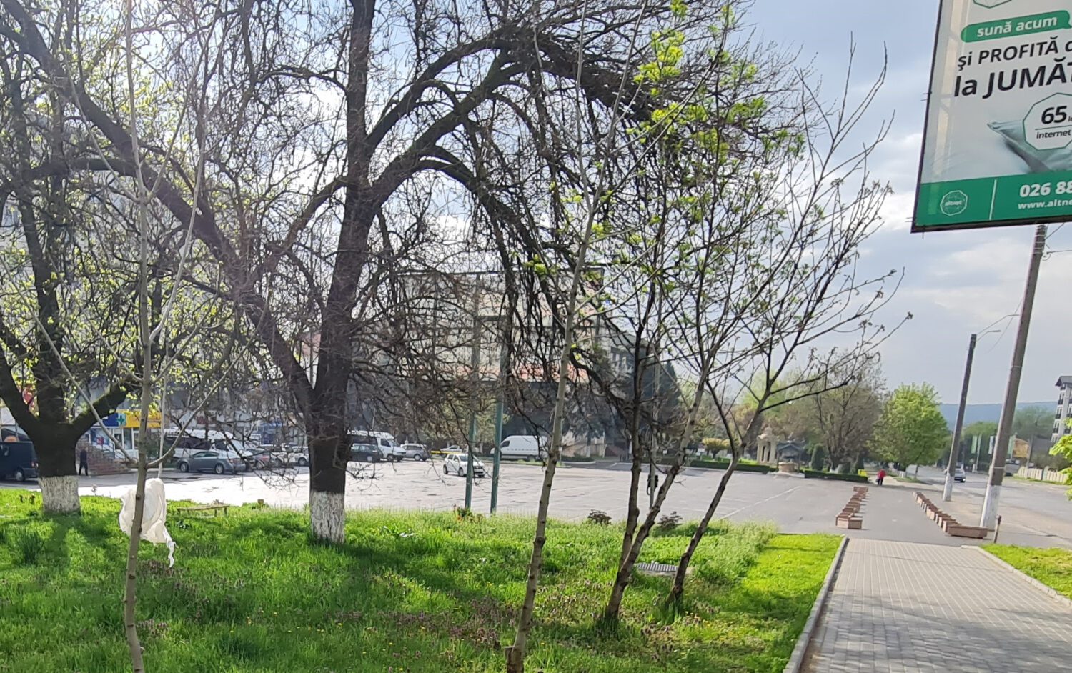 VIDEO// Primarul orașului Ialoveni are planuri mari pentru „Piața Unirii”/parcarea 4 piata unirii la 20210502 2