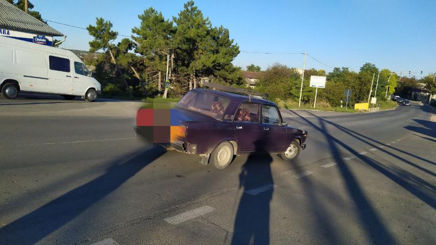 O copilă de 10 ani a fost lovită de un automobil la zebra de la podul BTA-16 2 Accident pod atb copil 2