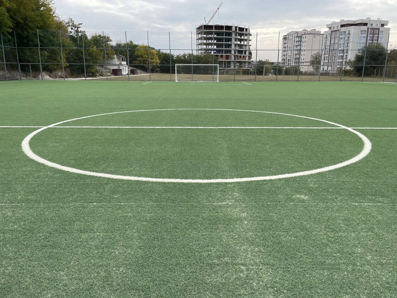 FOTO// Stadion nou de minifotbal de 2,4 milioane lei în centrul orașului Ialoveni 11 stadion minifotbal ialoveni 2021 11