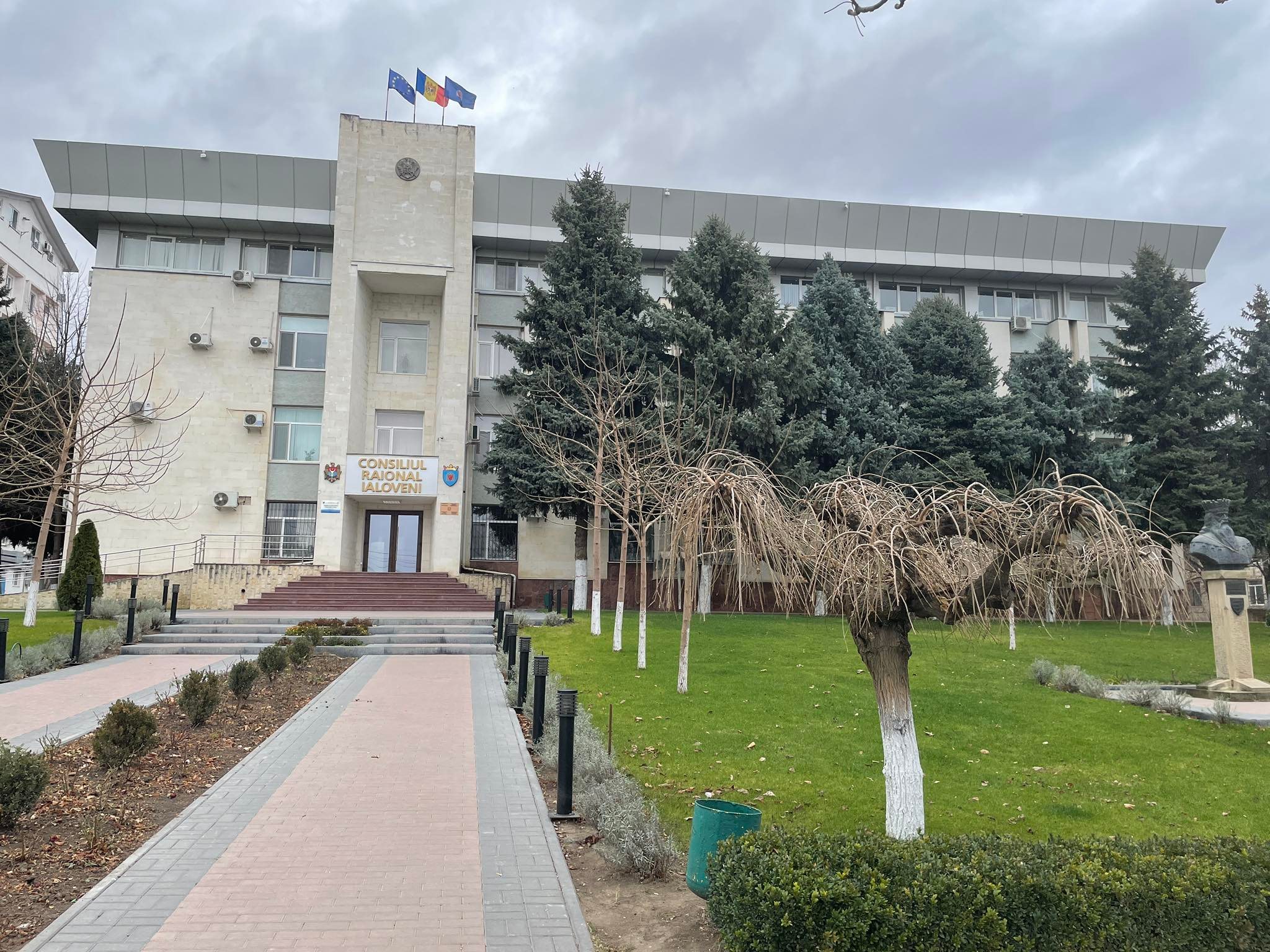 DOC// Ședință extraordinară a consilierilor raionali Ialoveni. Închiderea Gimnaziului Misovca - pe ordinea de zi 1 Consiliul raional Ialoveni2