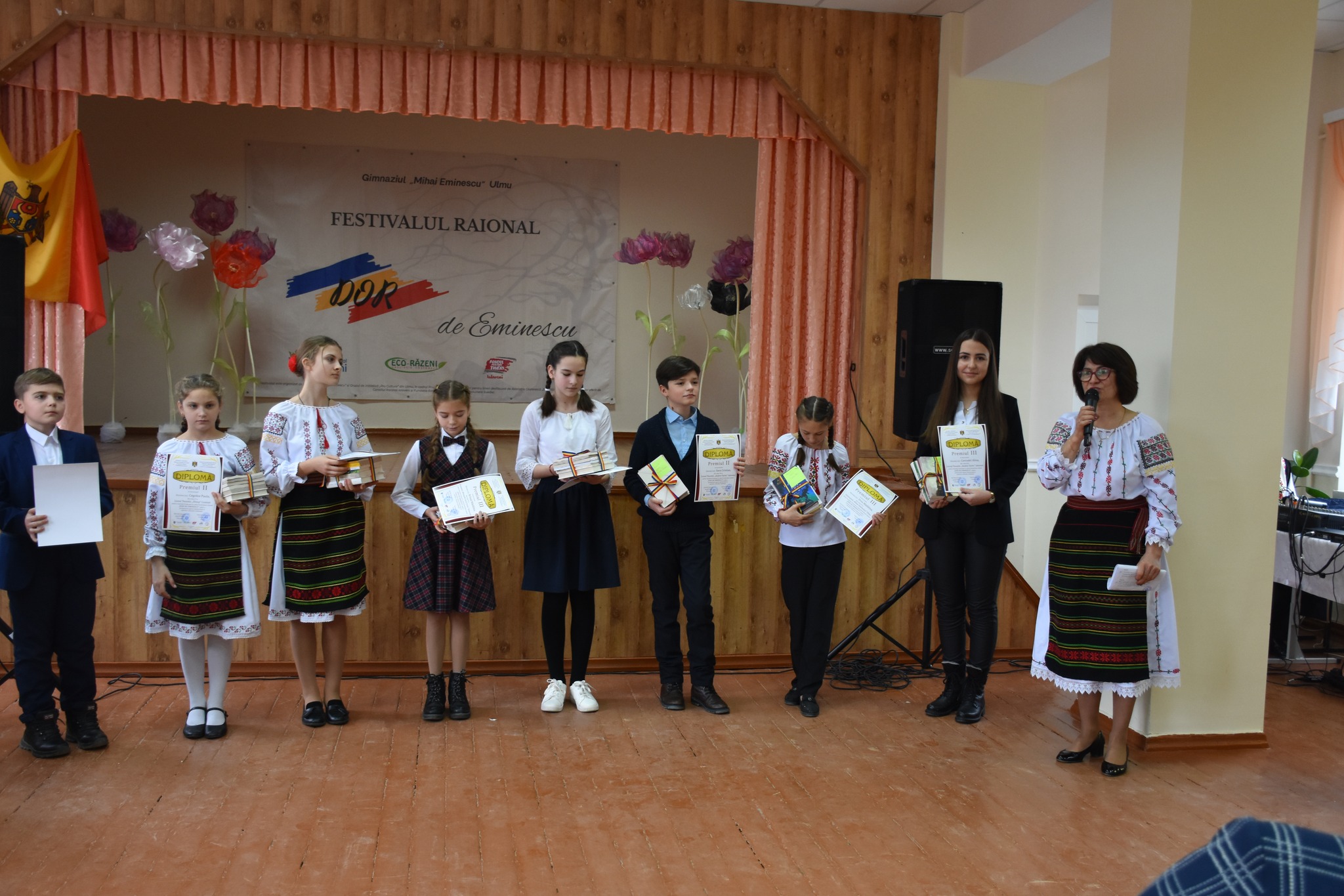 FOTO// Festivalul raional „Dor de Eminescu”, Ediția I. Cine sunt laureații concursului 1 271906082 4619453034820414 4240931589604968234 n