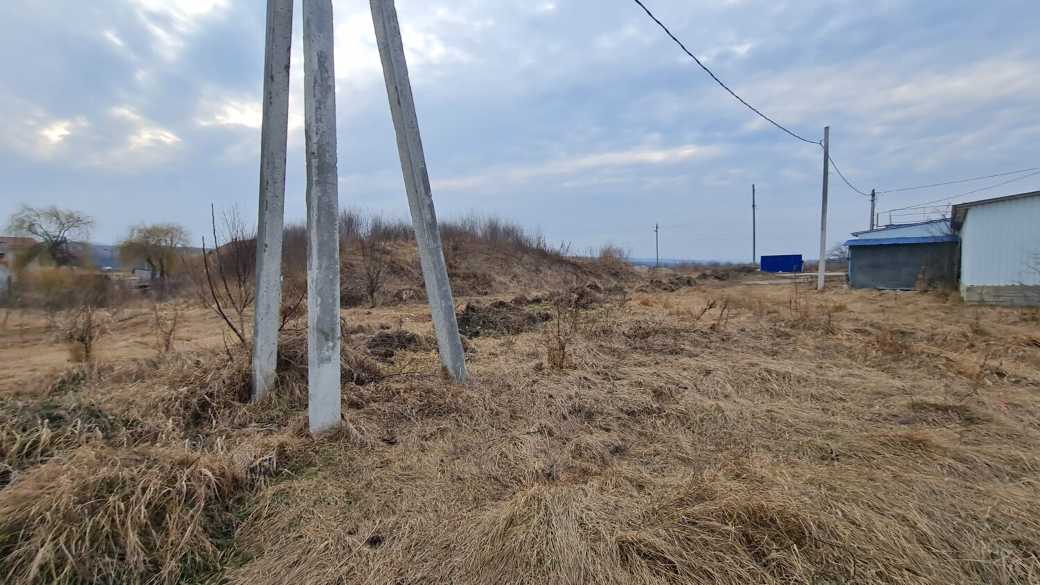 Solicitare de construcție a unui bloc cu 7 ETAJE și parter pe strada N. Testimițeanu (în spate la piață) 9 Teren linga Piata bloc 7 etaje 3