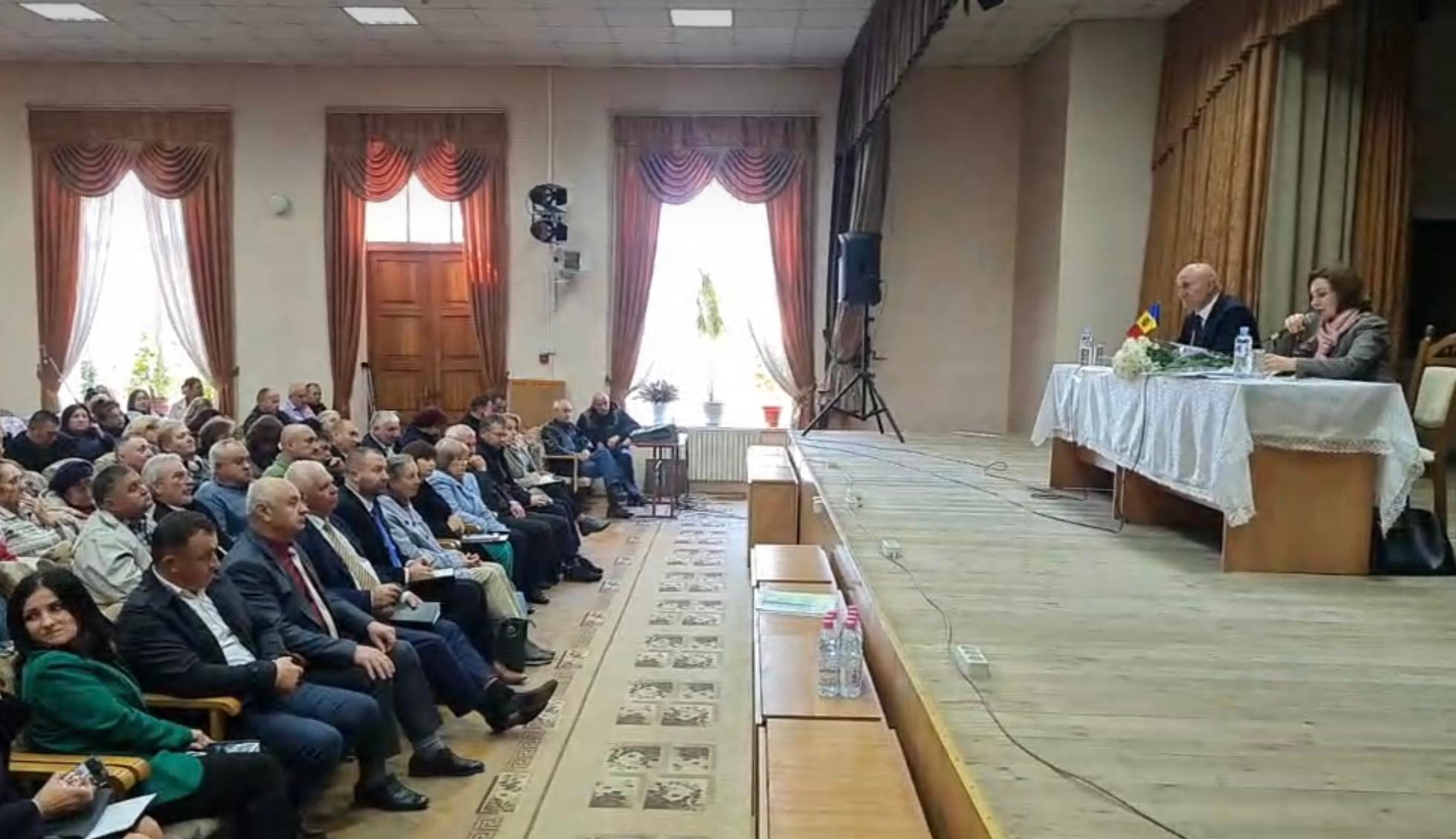 Maia Sandu, la Ialoveni: "Sunt o mulțime de consecințe ale acestui război, pe care le resimțim pe propria piele în fiecare zi" 1 310851938 433356372260943 7002803739423922313 n