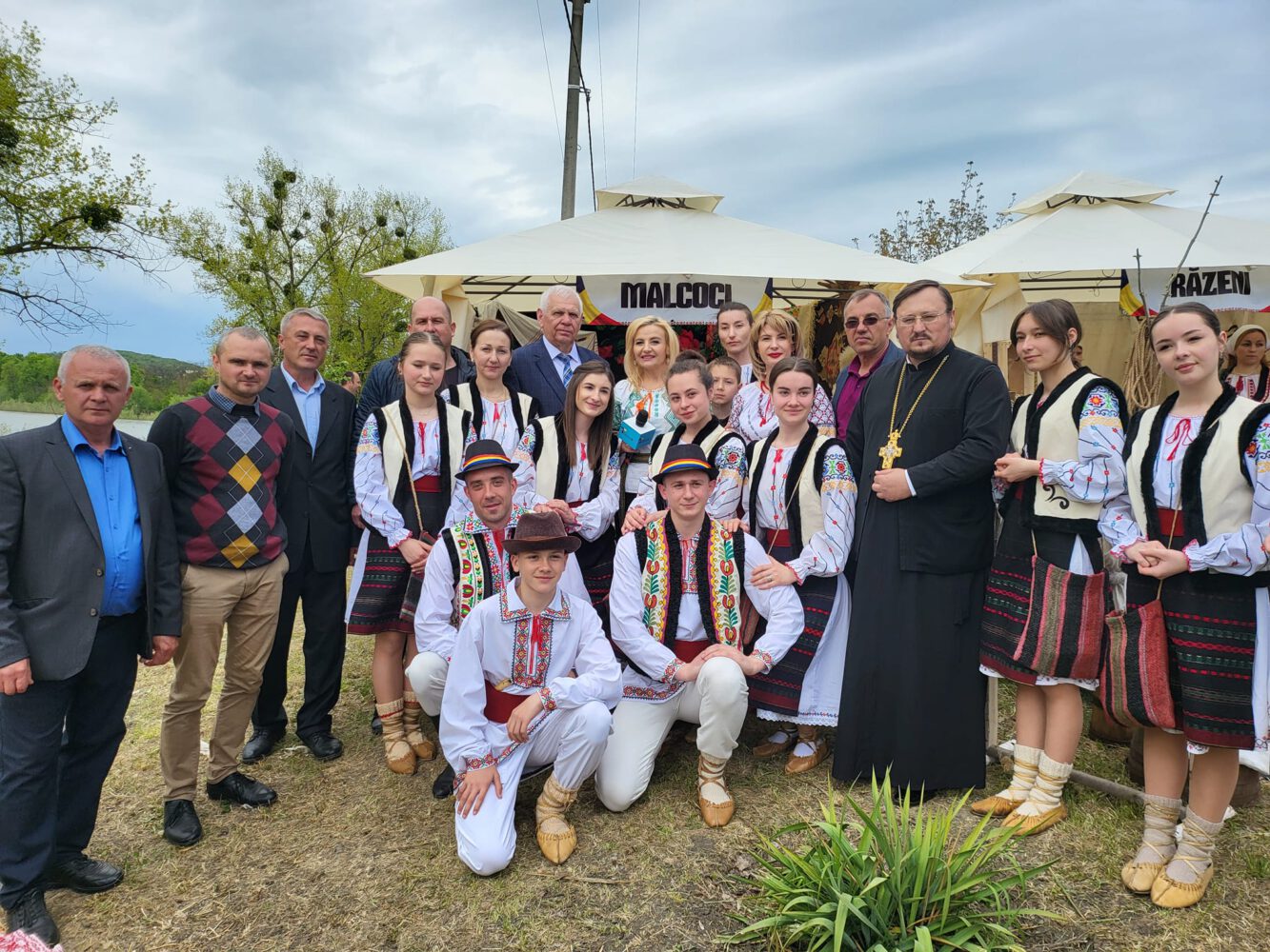 (GALERIE FOTO)// Prima ediție a Festivalului „Colo-n vale pe imaș” s-a desfășurat la Ulmu 16 345557954 913542163276803 6719460107791922314 n