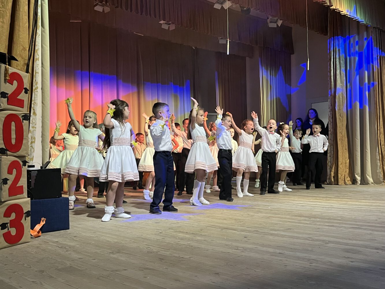 GALERIE FOTO. Absolvenții Grădiniței „Regina Maria” au susținut astăzi un concert la Casa de Cultură „Andrei Ungureanu” 9 IMG 5299