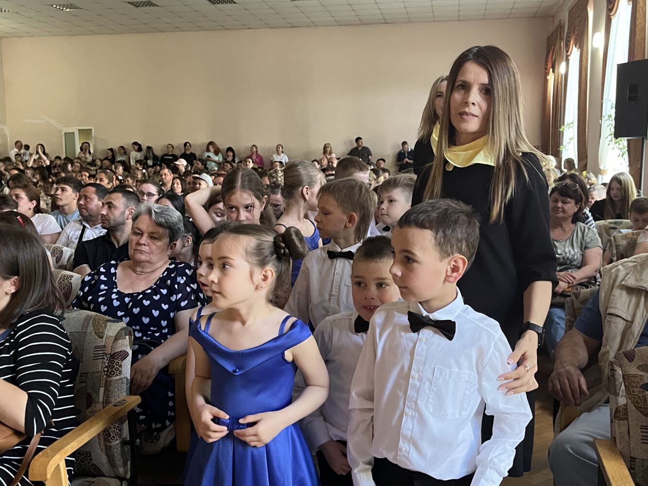 GALERIE FOTO. Absolvenții Grădiniței „Regina Maria” au susținut astăzi un concert la Casa de Cultură „Andrei Ungureanu” 10 IMG 5302