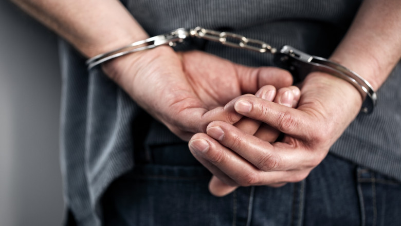 Un bărbat din Ialoveni a fost plasat în arest fiind suspectat de omor 1 Jmhhc2g9Mzk0N2RlOTJhOGNmZDhkNTJlZDc1NDYyYjJiNTI3MTg.thumb