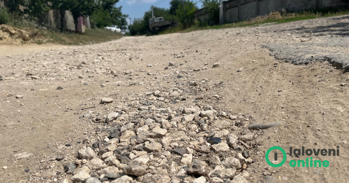 Primăria Ialoveni a semnat contractul pentru reparația a 13 străzi din oraș 1 img 6482