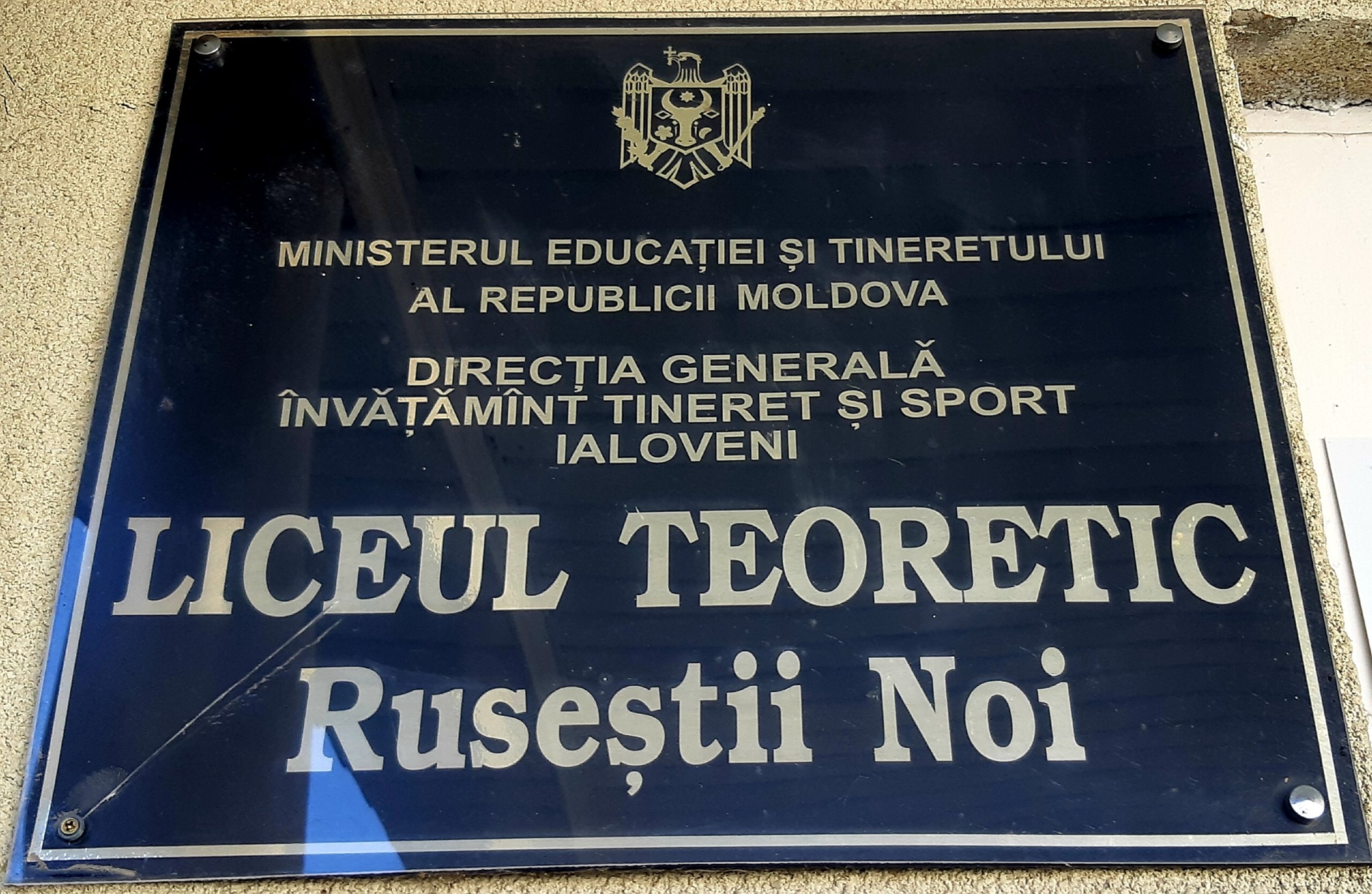 După protestele de ieri, președintele raionului Ialoveni permite deschiderea claselor de liceu în Ruseștii Noi și Văsieni 1 122555783 213765856759159 6856719225686937181 n