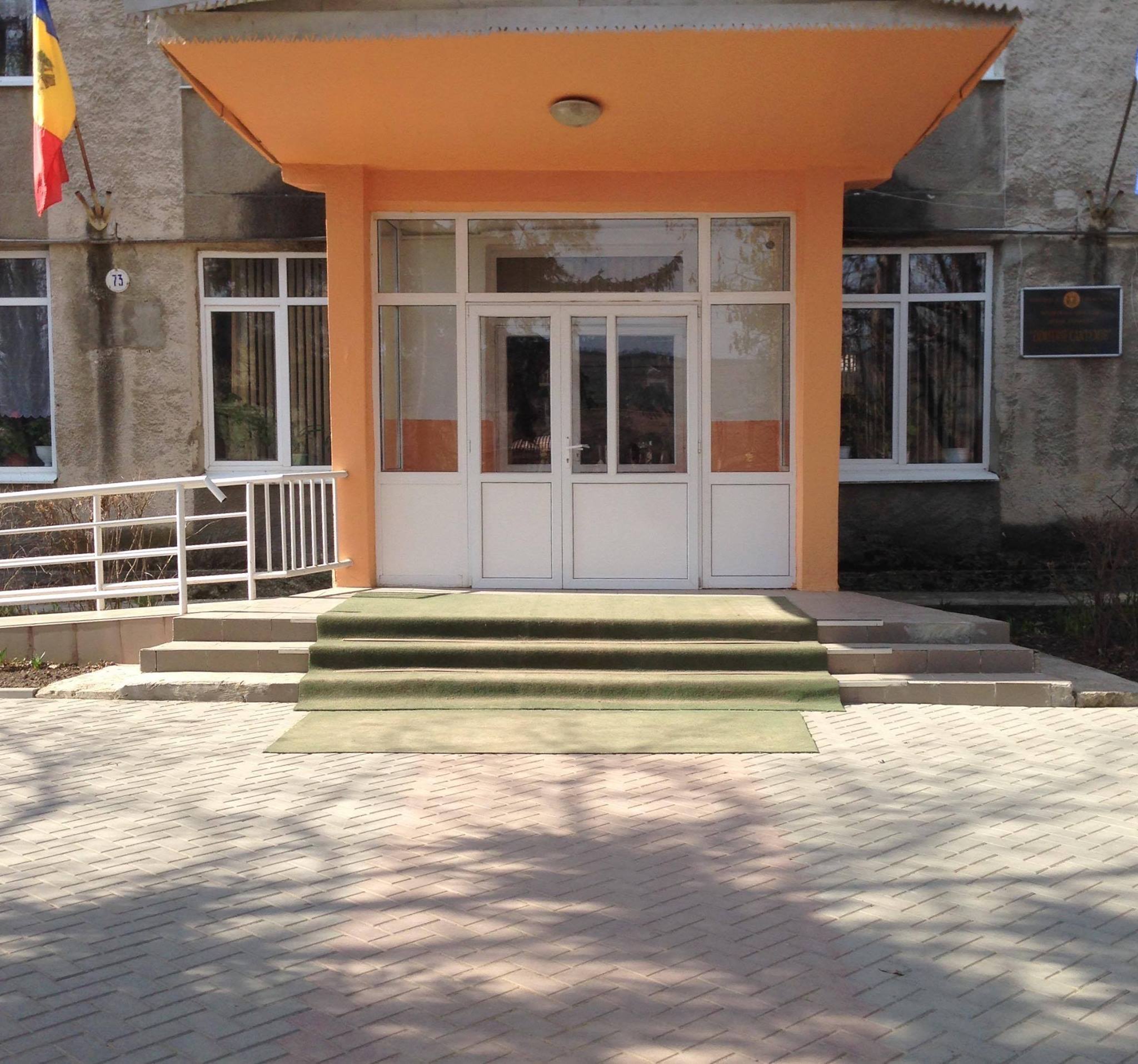 Văsieni: Concurs pentru ocuparea funcției vacante de director al Liceului Teoretic „Dimitrie Cantemir” 1 54210519 2383447905010970 4608347243995463680 n