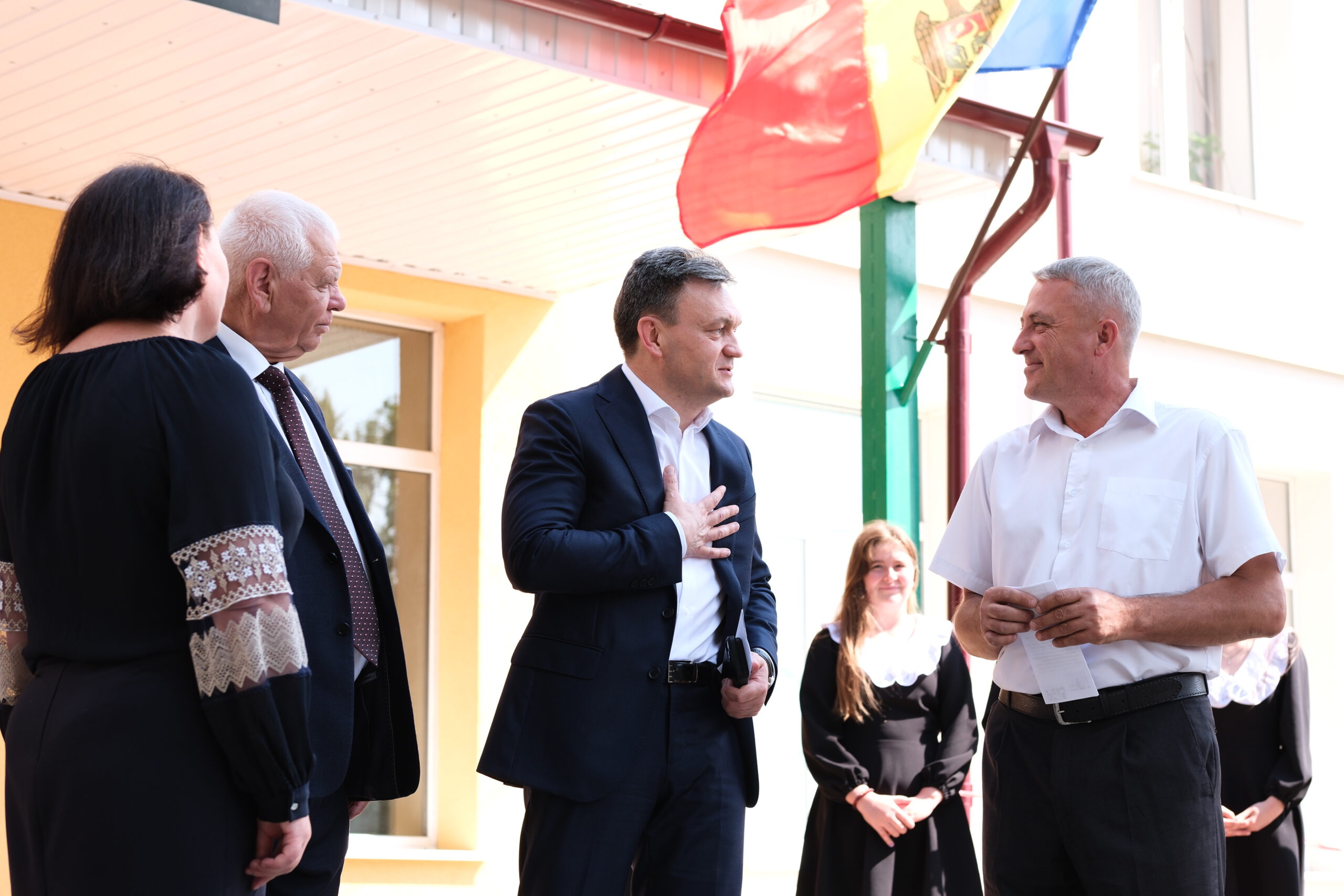 Premierul Dorin Recean, în vizită în câteva localități din raionul Ialoveni 1 3 10 scaled
