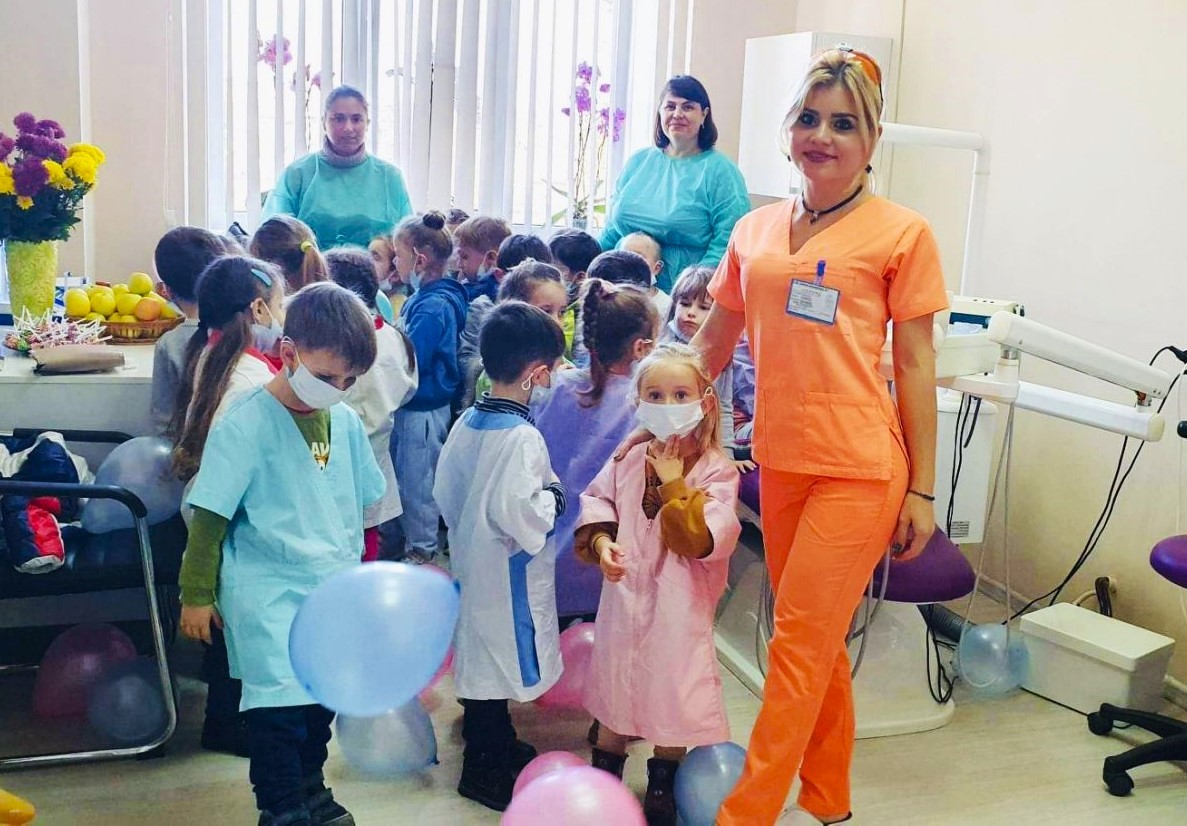 „Zâna Măseluță” din Ialoveni! Medicul stomatolog Alexandra Verdeș, despre profesia sa și ce o motivează să rămână în țară 4 Foto principala