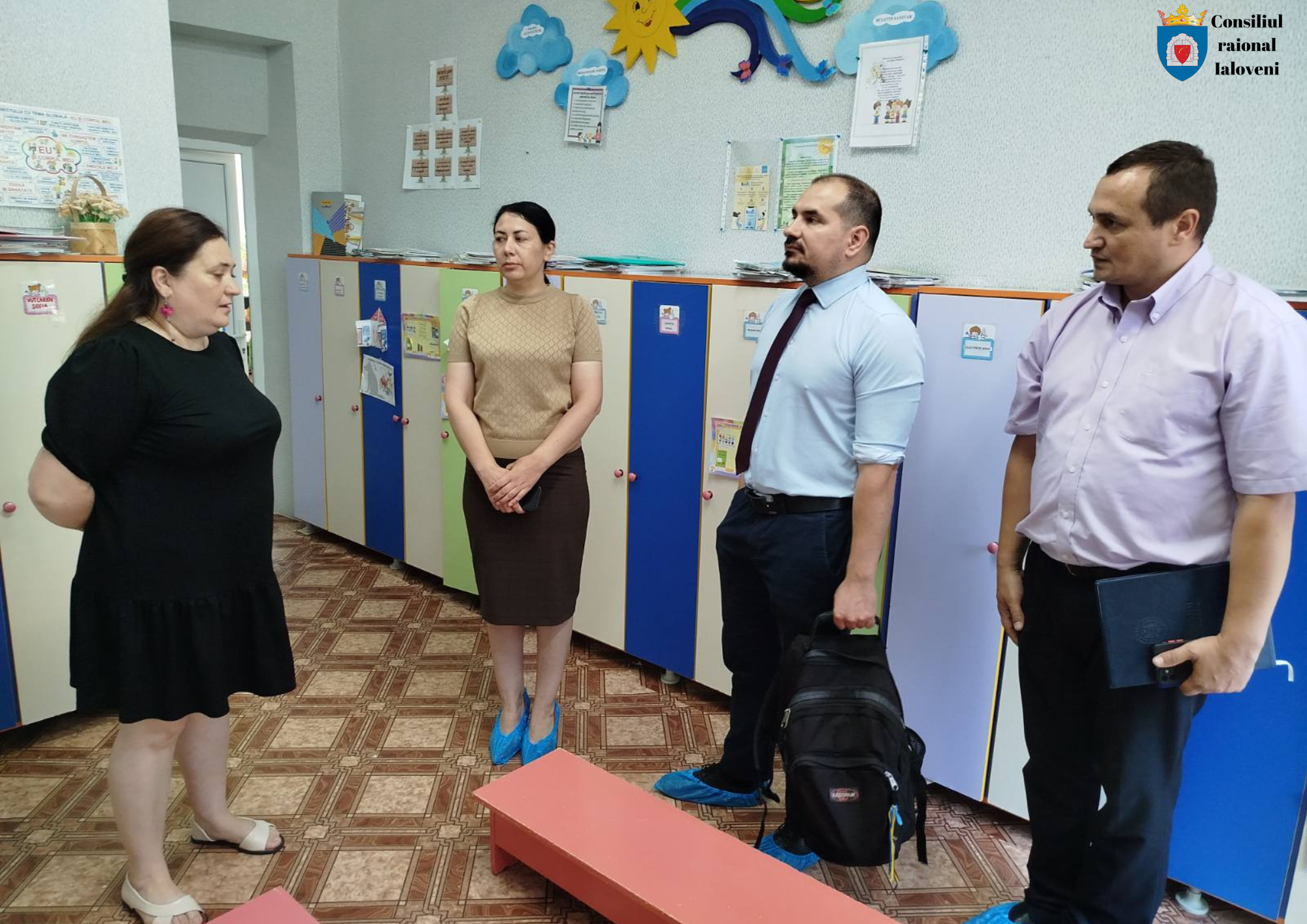 Ministrul Muncii și Protecției Sociale, Alexei Buzu în vizită la Ialoveni: „Ne dorim să avem cât mai multe grupe de creșă” 1 Sursă foto: https://www.facebook.com/raionulialoveni