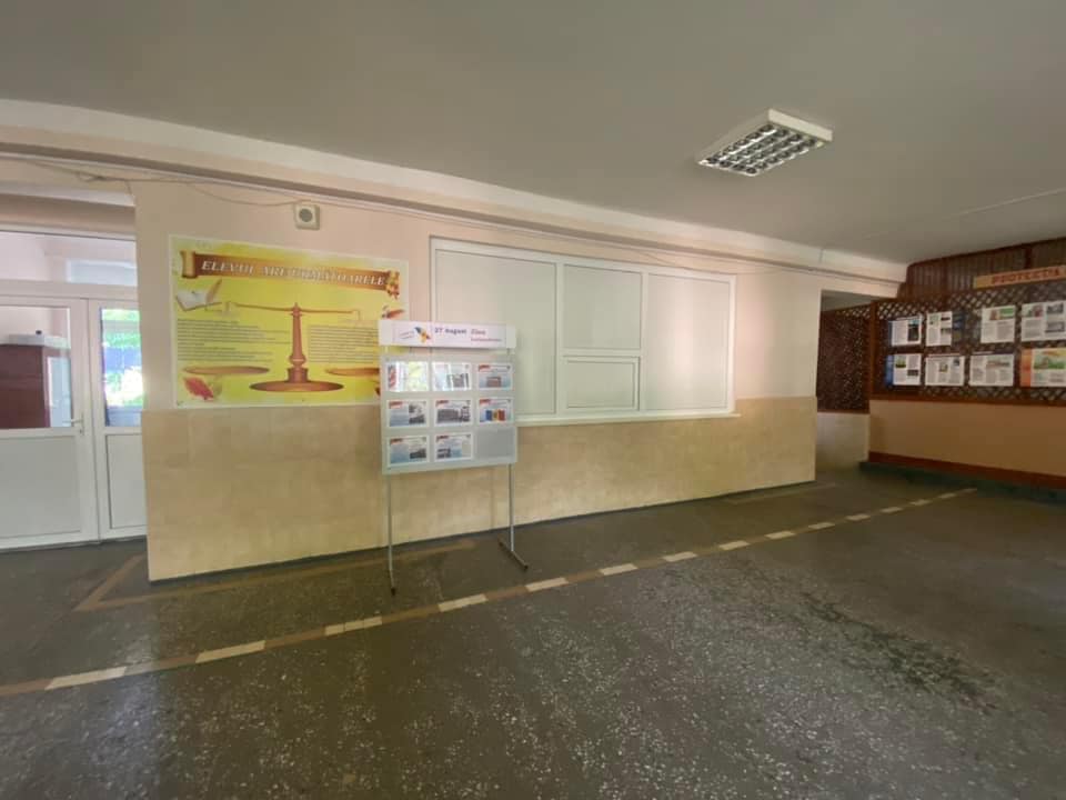 Puhoi: Un spațiu de la parterul Liceului se expune repetat la licitație 1 449728108 1443393353723435 5937352663327441691 n