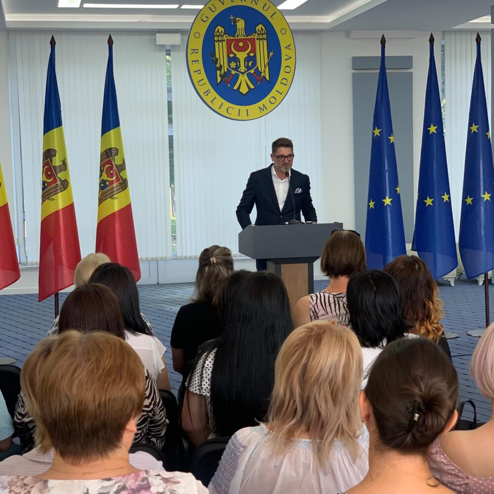 Un grup de profesori din Moldova merg la Iași pentru cursuri de limbă română 2 450868517 487910730482939 4363436280119064568 n