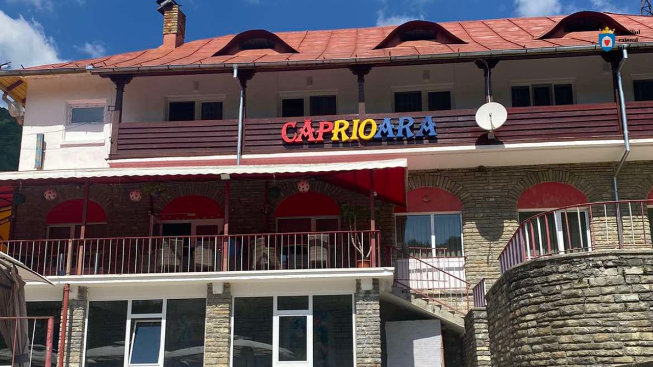 Tineri din raionul Ialoveni se bucură de o vacanță în România datorită unui parteneriat cu Județul Dâmbovița 2 tabara ialoveni dambovita 2024 2