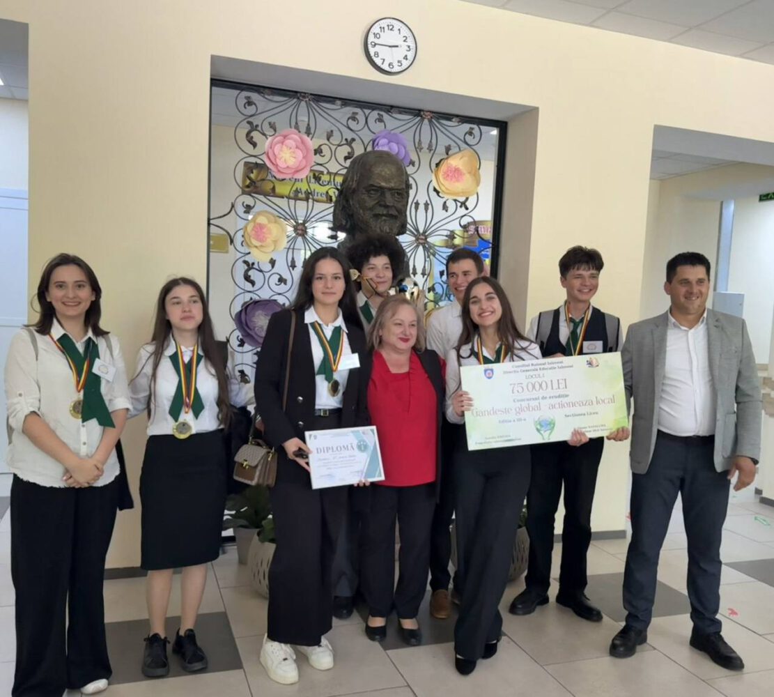 Cei mai inteligenți elevi din raionul Ialoveni au fost premiați în cadrul concursului „Gândește global, acționează local” 3 497852998 1614319475944324 5001854222893071554 n