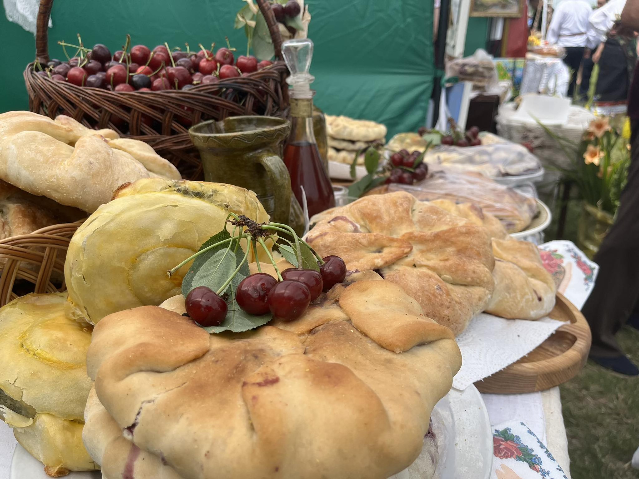 Festivalul Cireșelor și Vărzărilor revine la Ruseștii Noi pe 15 iunie 2025, cu o nouă ediție a bucuriei de vară 1 festivalul cireselor si varzarilor 2024