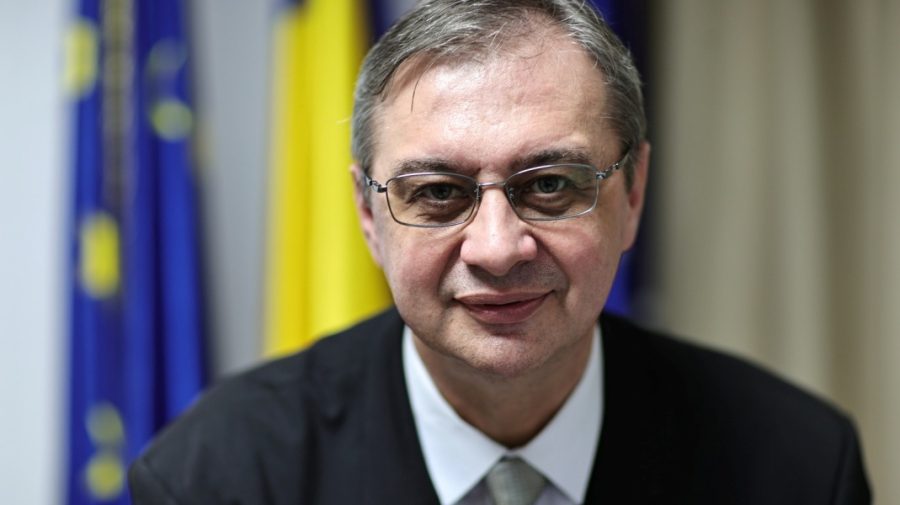 Iulian Chifu: Rusia prăbușită economic nu va plăti pentru Moldova. Țara are de ales între gulag și aspirații europene 1 Iulian Chifu 900x505 1