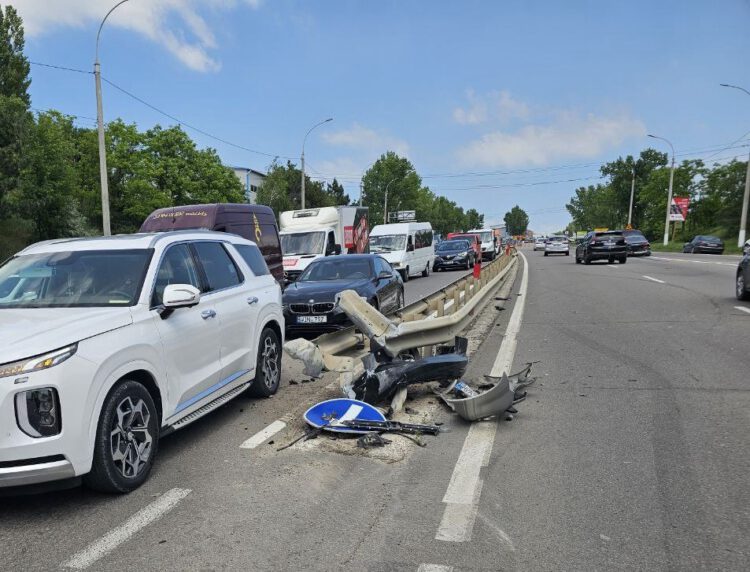 FOTO// Accident, la intrarea în orașul Ialoveni 2 img 8089 1