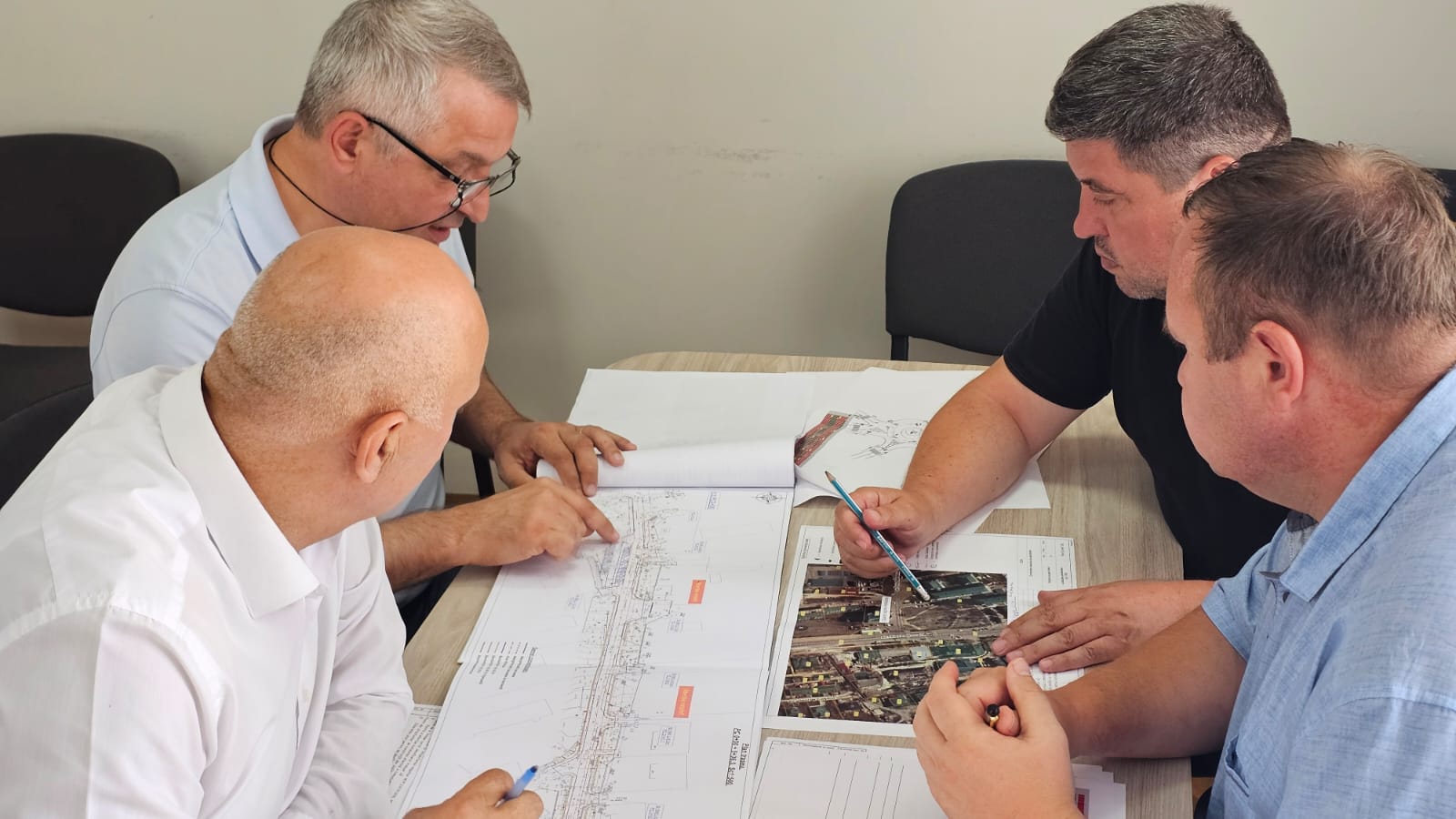 Semaforizare inteligentă, planificată în două locații din Ialoveni 1 519499764 1145868904234351 6235402808732176344 n