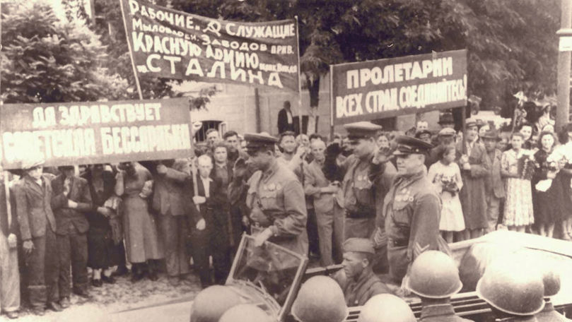Trei documentare despre teroarea sovietică, proiectate în fața Guvernului 1 72f27bb88e7e8125116f446ecb34ee66