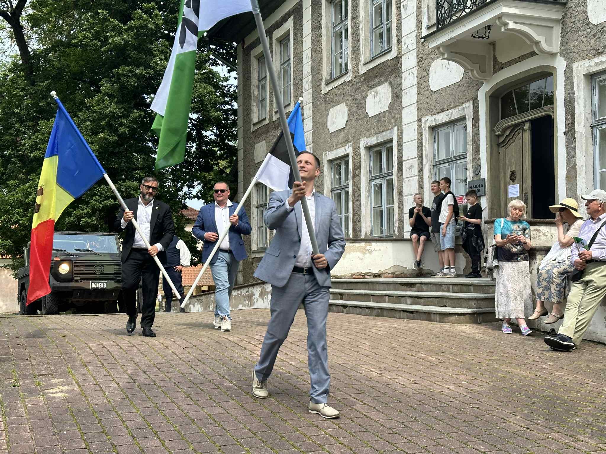 FOTO// Vizită de lucru a unei delegații din Costești în comuna Lüganuse, Estonia 1 costesti estonia 1