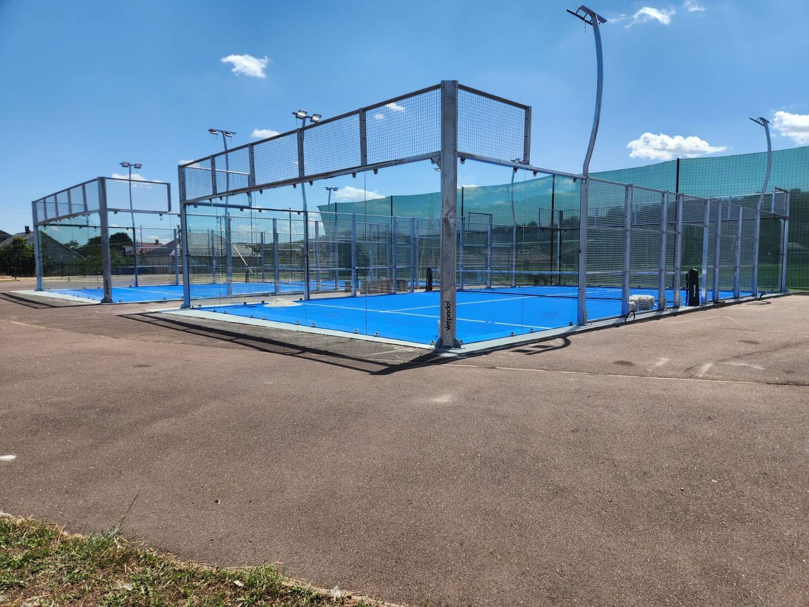 FOTO// Costești – primul sat din Moldova cu teren de padel. Sport modern, accesibil acum și în mediul rural 1 padel costesti 1