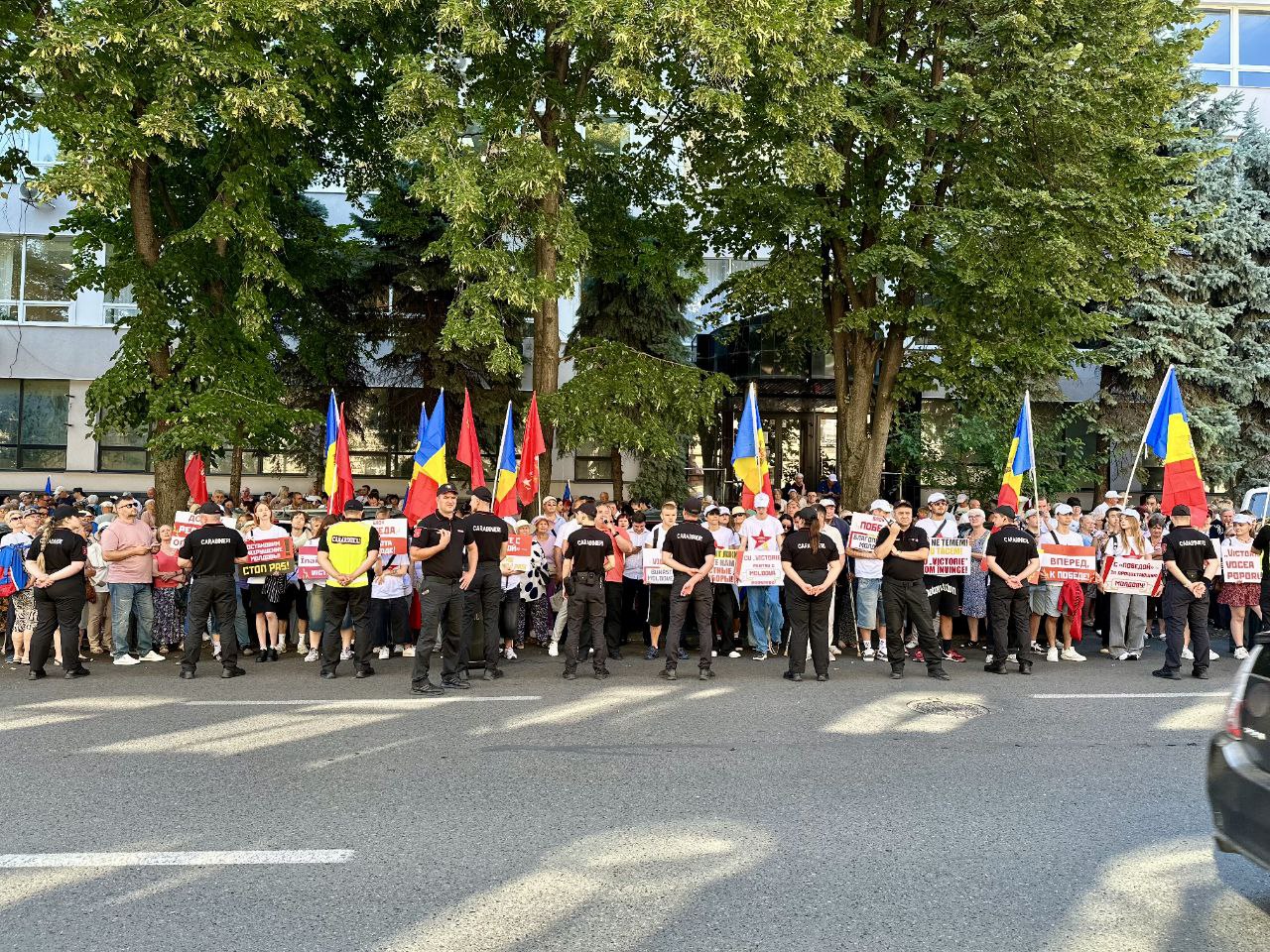 O nouă schemă elaborată de Șor pentru a cumpăra voturi în alegeri: Activiști plătiți, contracte digitale și propagandă pe bani grei 1 sor cumpara voturi