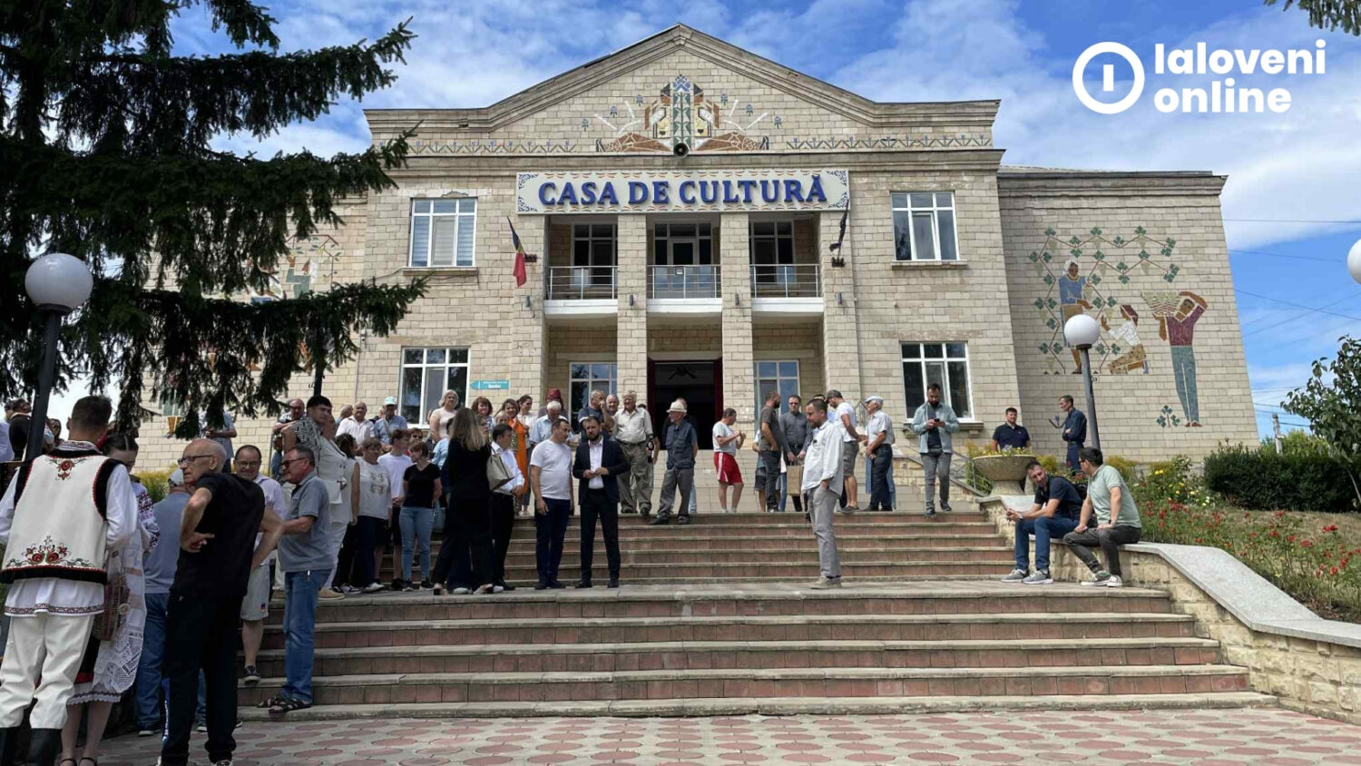 FOTO/ Premierul României, la Horești și Bardar: „Sunt aici în semn de atașament pentru românii basarabeni” 5 1