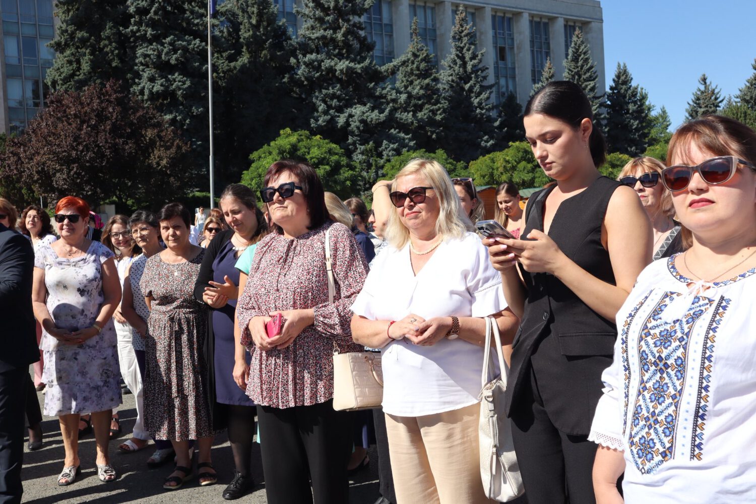 Donație de carte din partea României pentru bibliotecile publice din Republica Moldova, inclusiv opt din raionul Ialoveni 2 donatie carte drrm 2025 2