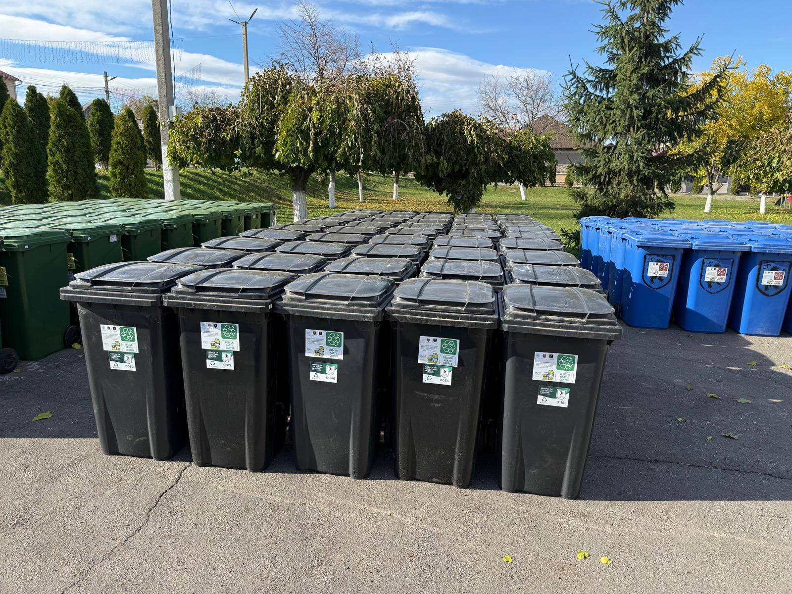 La Costești începe colectarea selectivă a deșeurilor 1 colectare selectiva deseuri costesti 1