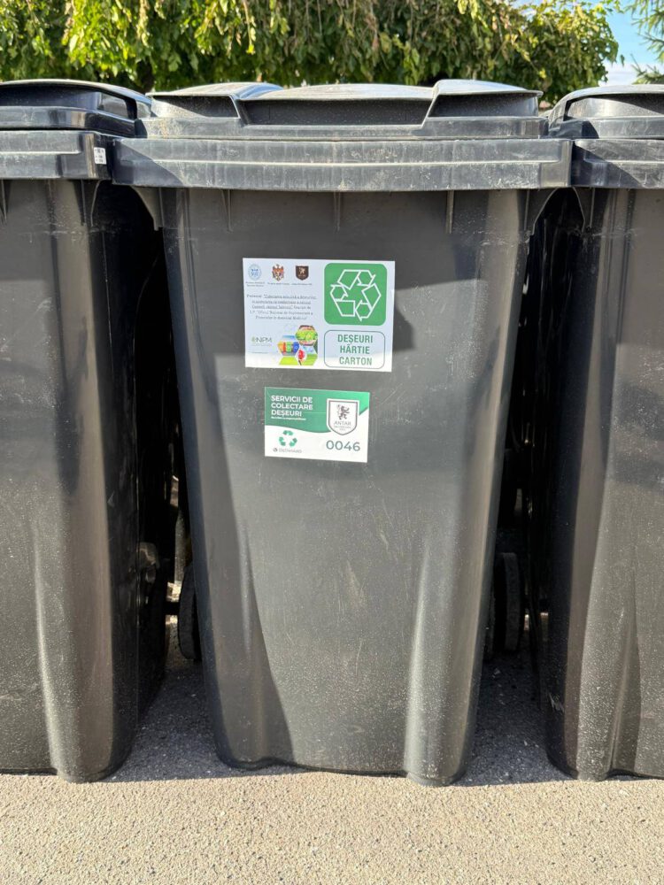 La Costești începe colectarea selectivă a deșeurilor 5 colectare selectiva deseuri costesti 5