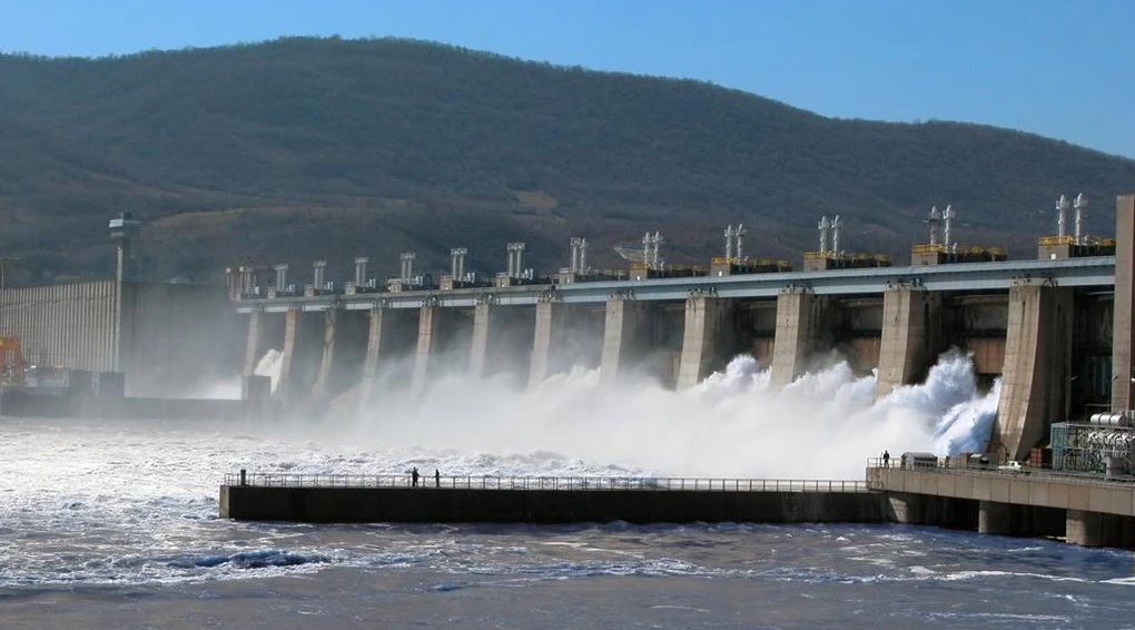 România repornește șapte hidrocentrale: vor adăuga 214 MW de energie în sistemul național 1 hidrocentrala simbol