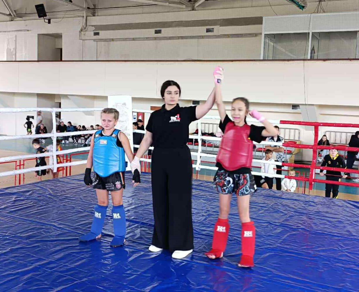 Clubul Thai Boxing Ialoveni, desemnat cel mai bun club la Campionatul Republicii Moldova de K-1 6 thai boxing ialoveni 6