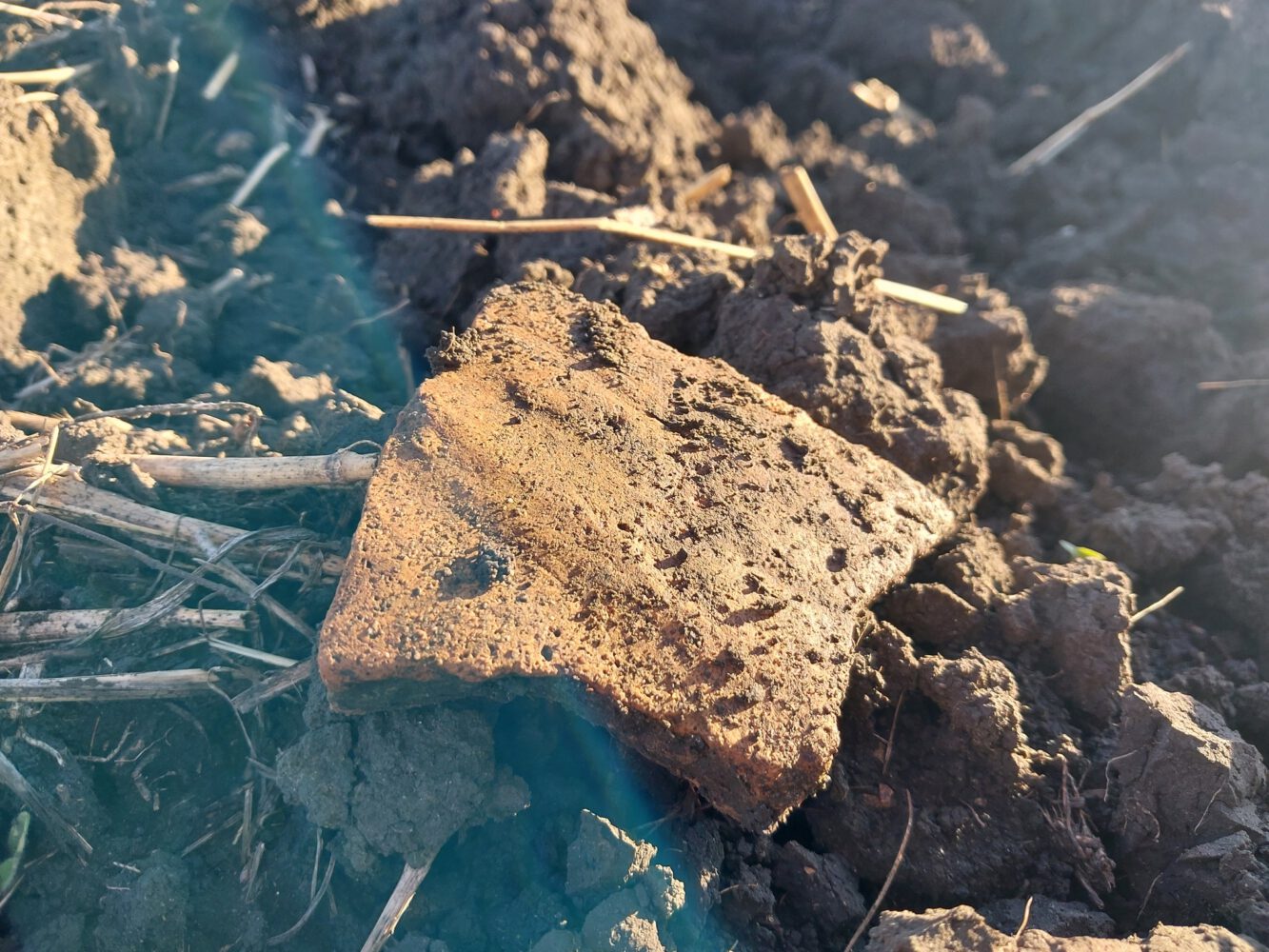 Descoperiri arheologice importante la hotarul orașului Ialoveni: două așezări getice și una din epoca bronzului, identificate recent 4 descoperiri arheologice ialoveni 4