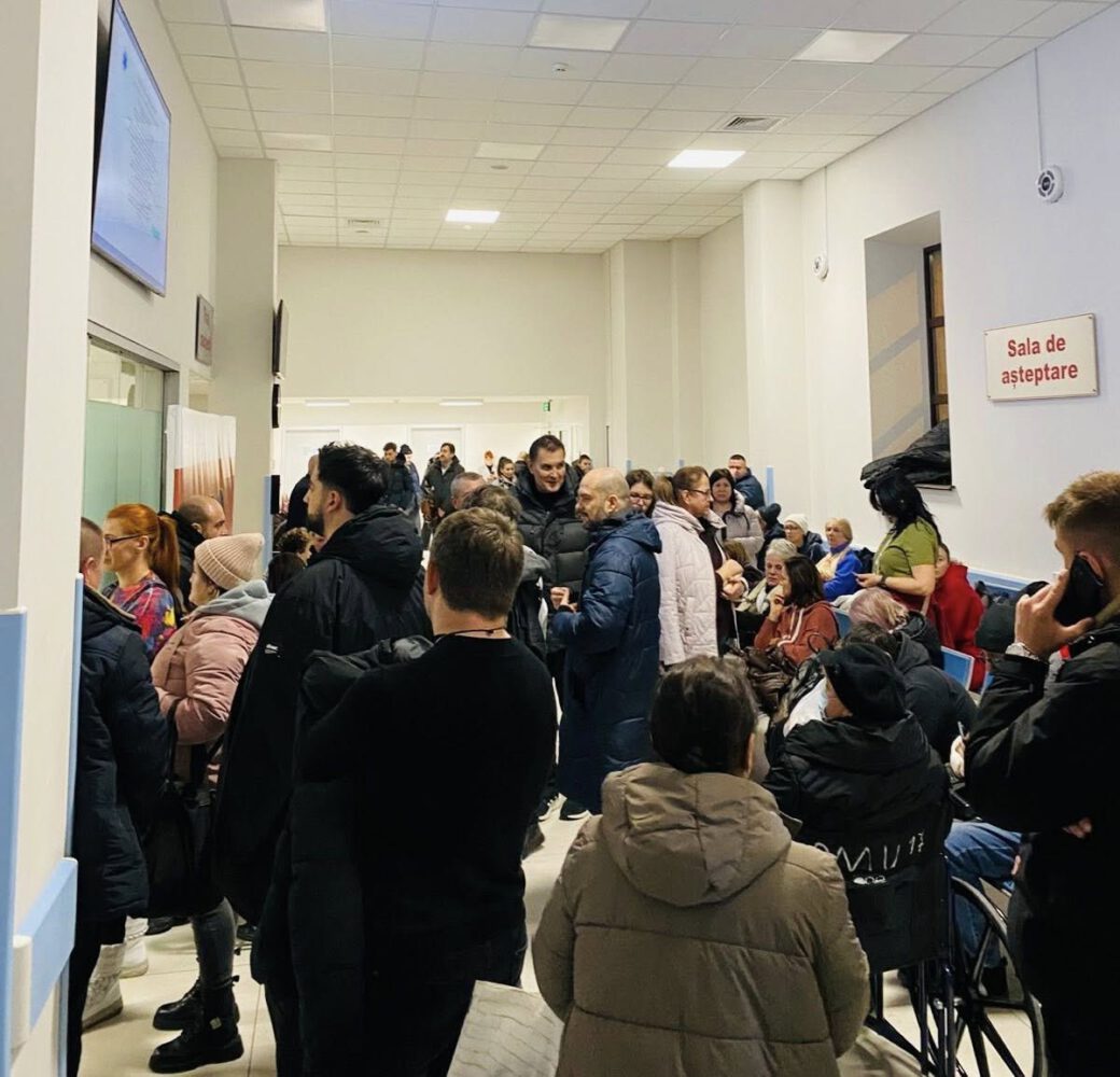 Flux mare de pacienți cu traumatisme. Săli de așteptare pline la Institutul de Medicină Urgentă 2 IMG 9843
