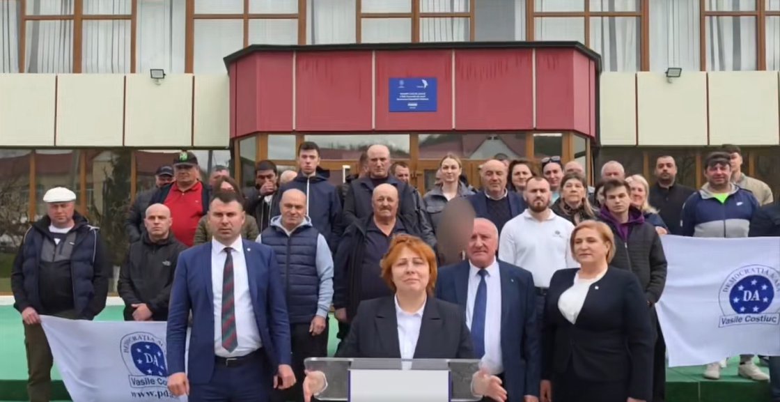 borta costesti democratia acasa