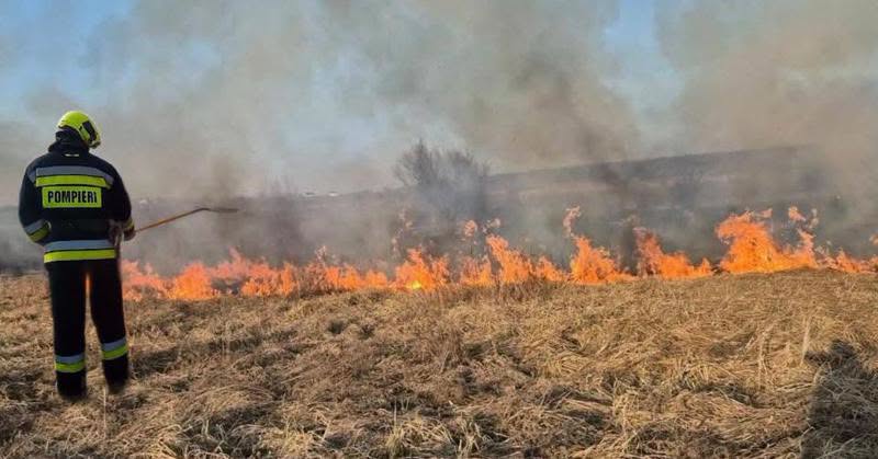 Avertizare meteorologică: Pericol excepțional de incendiu anunțat pentru următoarele 7 zile 1 742096403 889832534167419 7597124710454898908 n