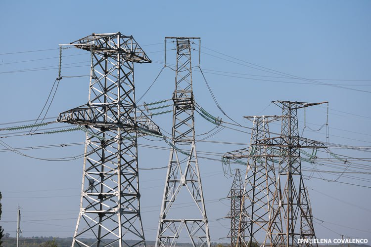 Consumul de energie a crescut marți cu 1000 MWh, în pofida apelului la economisire 1 energie 1